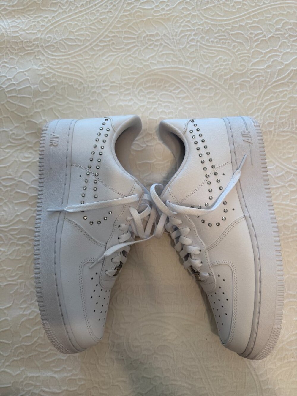 Never worn! Nike Women's Air Force 1 '07 "Studded Swoosh" W11